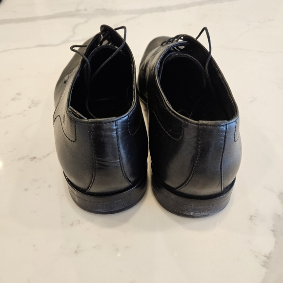 Hugo Boss Black Leather Dress Shoes - Picture 4 of 7